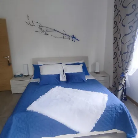 Express Luxury Apartment