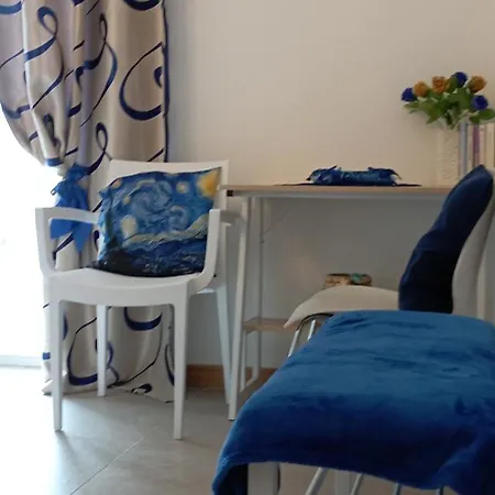 Express Luxury Apartment